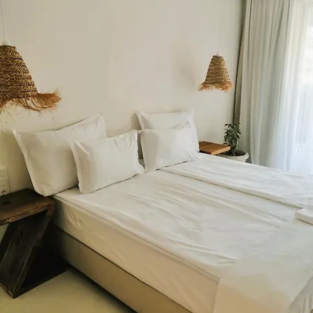 Hotel Paradise Bay 3*